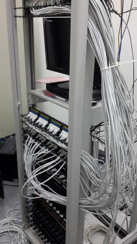 PRO工具人 - 工程案例(三)-機房網路跳線整線 PRO工具人 - 工程案例(三)-機房網路跳線整線
