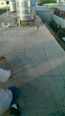 居家修繕大小事 - 屋頂防水前