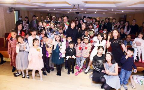 窩在家裡學鋼琴（鋼琴家教） - 定期舉辦學生音樂會