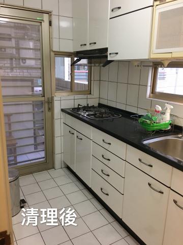 黃靖筠 - 廚房清潔