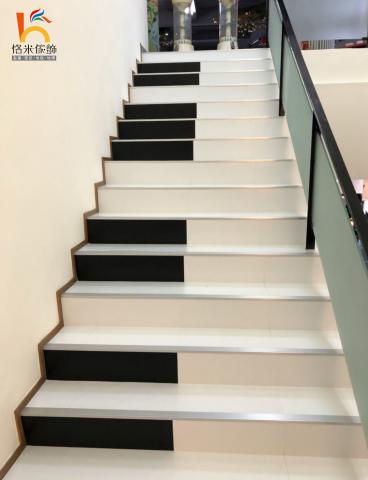 恪米室內裝修有限公司 - 泰安休息站 地磚完工照