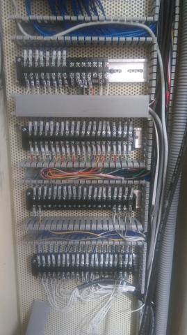 新尖端工程公司 - 