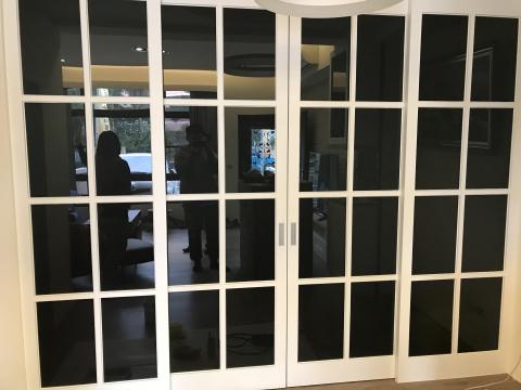 楊亦砆 - 噴砂玻璃