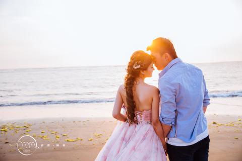 自然時刻攝影工作室 - 婚紗攝製