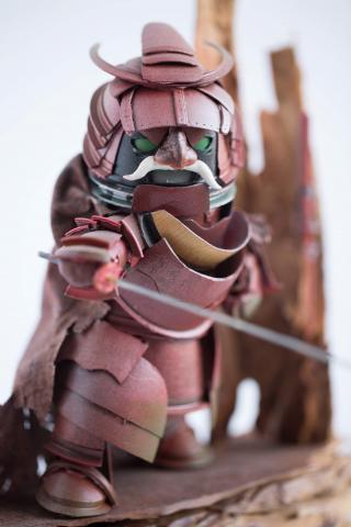 柏瑋藝術工作室 - 廢棄物 咖啡膠囊殼創作。
作品名 紅武士