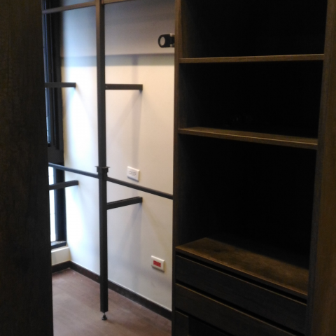 櫥櫃工坊 - 更衣室輕鋁軌
