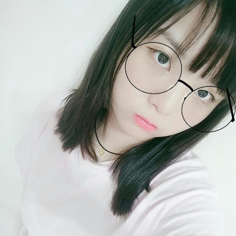 提供工作服polo衫服務的專家陳鈺婷