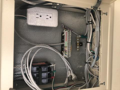 森田弱電通信工程 - 弱電箱整理