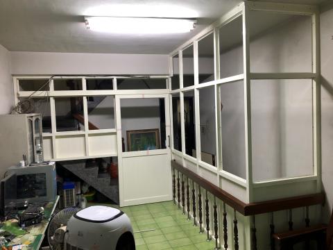 尚和鋁門窗工程行 - 室內隔間，客戶希望能開冷氣，按照房子格局把空間最大化，結合拉門進出，不占空間