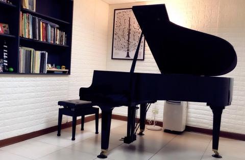 窩在家裡學鋼琴（鋼琴家教） - 教學空間