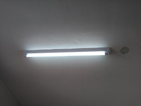楊豐銘 - 更換20WLED日光燈壽命長更環保省電