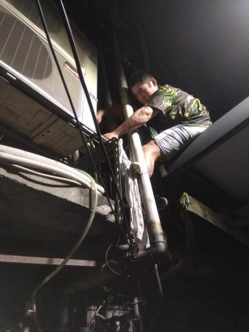 寶揚運輸工程 - 夜間移機作業 寶揚運輸工程 - 夜間移機作業