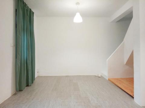 飛-木作油漆 - 改造後-客廳完成品