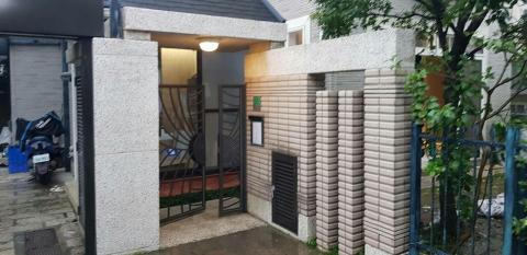 綠海馬 - 大門的清潔