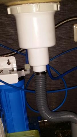 蔣榮峰 - 水槽安裝