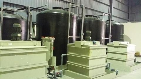 蔣榮峰 - 桶槽配管 配線