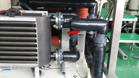 蔣榮峰 - 氬(電)銲 鐵架 物業安裝