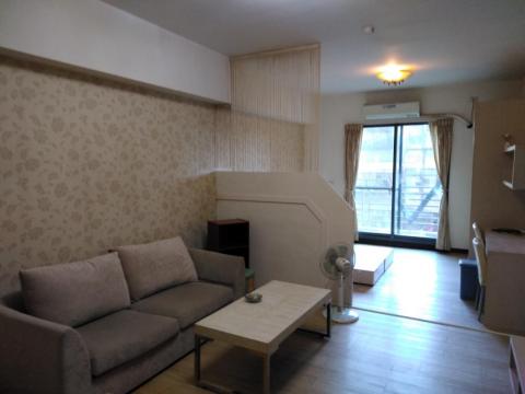 伊楓工作室 - 打掃及油漆