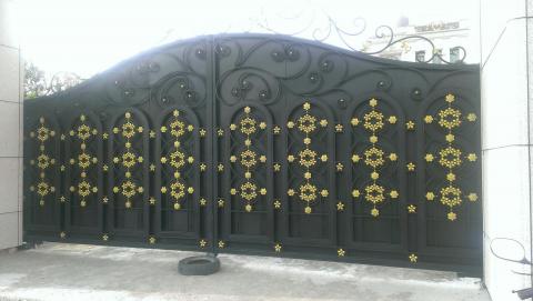 凱鼎自動門 - 別墅90度電動地鉸鏈大門