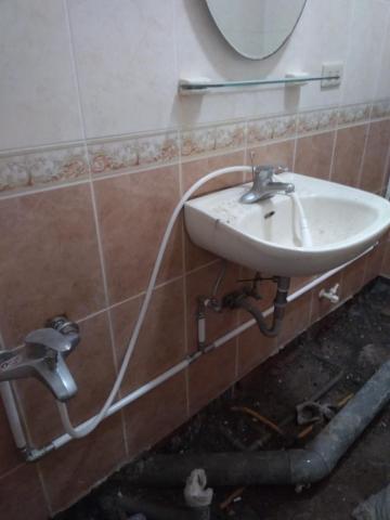 創藝工程 - 冷熱水管路修改