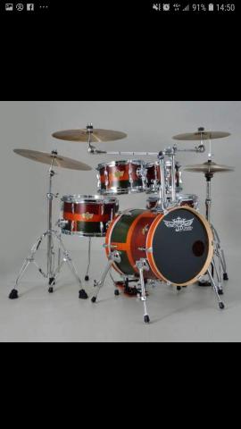 提供練鼓室服務的專家鼓動爵士鼓