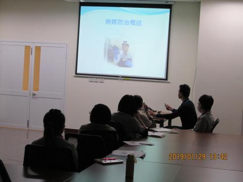 ECOLAB 有害生物防治部 - 定期為簽約客戶提供病媒防治之相關課程教學