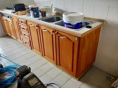 專業漆匠 - 流理台木櫃染色