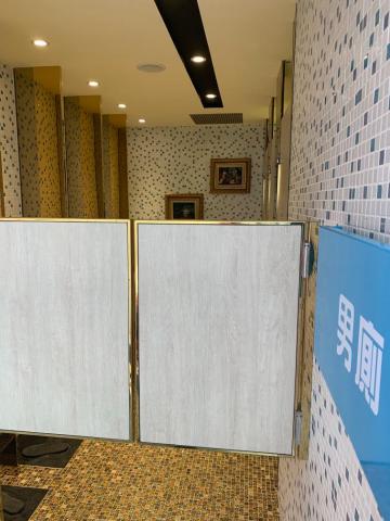 峻廷室內裝修有限公司 - 男廁擋門