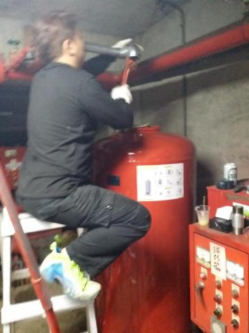 龍鑫消防工程 - 泡沫原液桶安裝