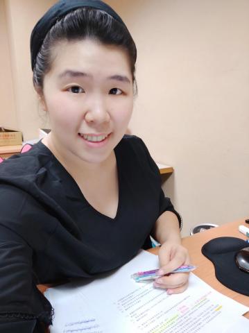 提供姐姐服務的專家張馨方