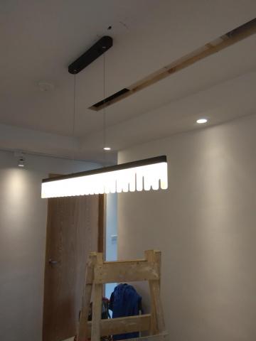 林文呈 - 燈具按裝