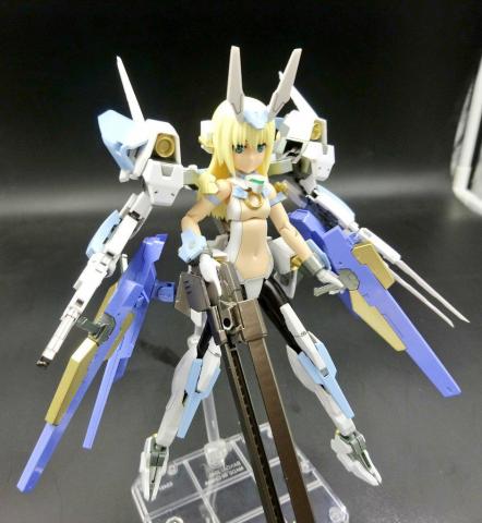 林敬浤 - Frame Arms Girl 白刃
改造+上色