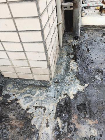 上禾防水工程 - 泛水粉光層鑿除至RC