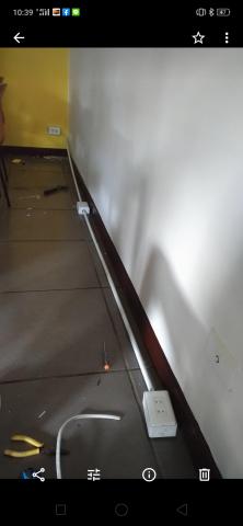 莊勝超 - 增設三個插座。