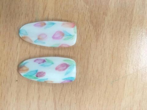 Hebe - 鬱金香美甲彩繪