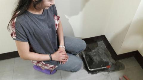 創作工程 - 業主與施工現場 ,熱水管 抓漏 壓接處理