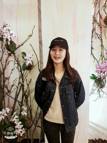 Nora&rsquo;s English Class - 