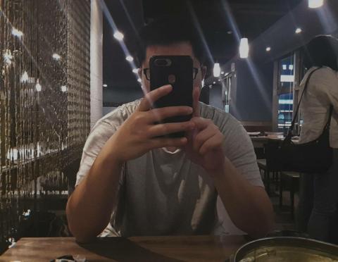 提供衝浪人服務的專家個人