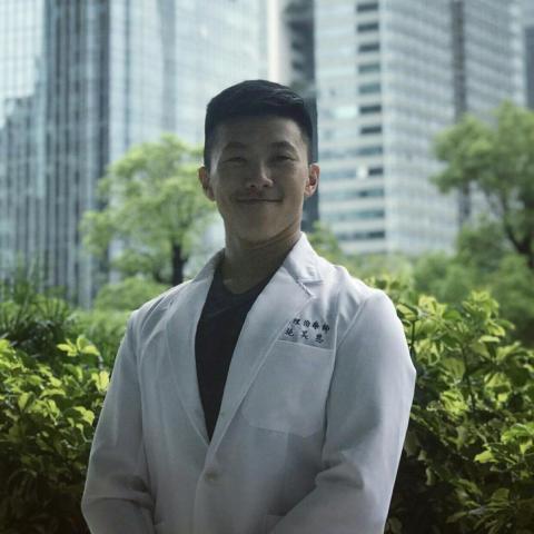 Mike 物理治療師/健身教練 - 物理治療師 
shenzhen, china 2018