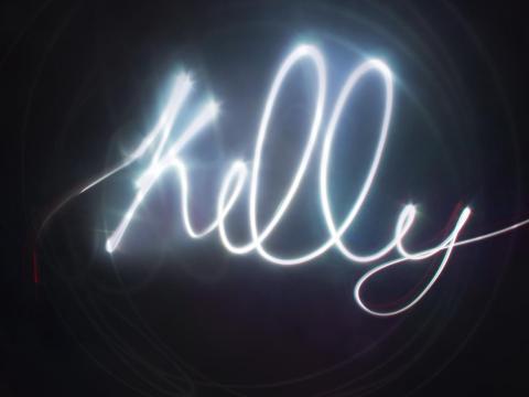 提供poster品牌服務的專家KeLLY Design