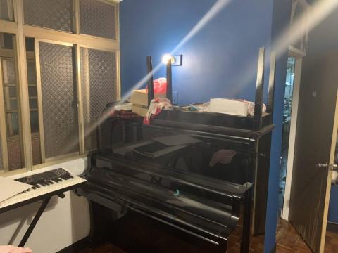 豪義油漆 - 施工跳色純白色和海洋藍