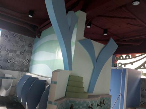 油漆工程 - 學校廁所油漆