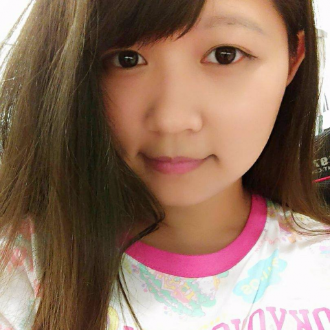 提供禮服出租店服務的專家黃彥甄