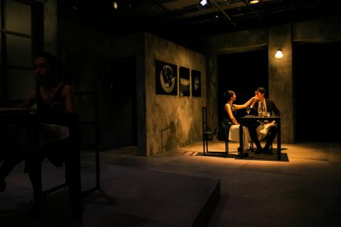 Young - 北藝戲劇畢製【紀念日】＿演出劇照