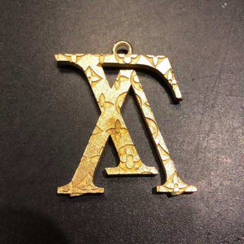 立言設計製作公司 - 品牌墜子設計