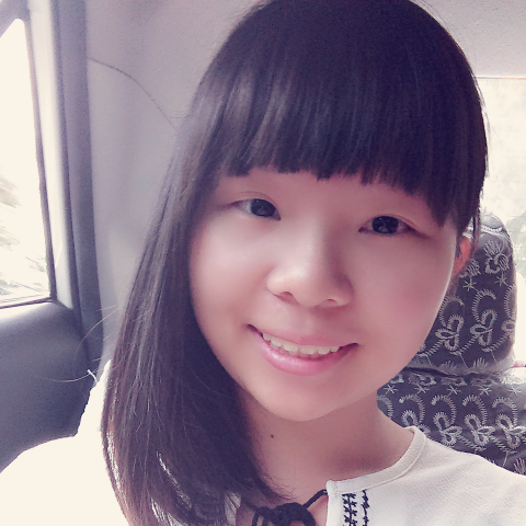 提供法文服務的專家林育慧