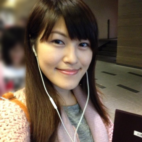 提供型錄服務的專家陳可彤