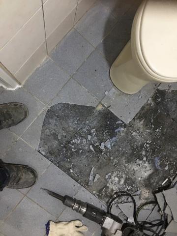 棡鴻工程社 - 廁所漏水/磁磚拆除/底部漏水