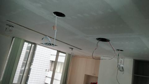 積鈺水電工程行 - 坎燈開孔