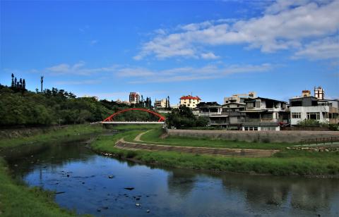 東台灣深度玩家自由行 - 花蓮市_美崙溪"菁華橋"